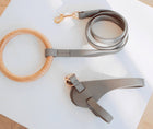 Elegant Beechwood and Leather Dog Leash for Fashionable Pets - Boutique Edition